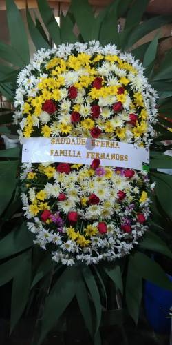 COROA GRANDE DE FLOR DO CAMPO E ROSAS 