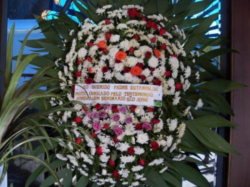 COROA DE FLOR DO CAMPO E ROSAS EM TAMANHO GIGANTE 