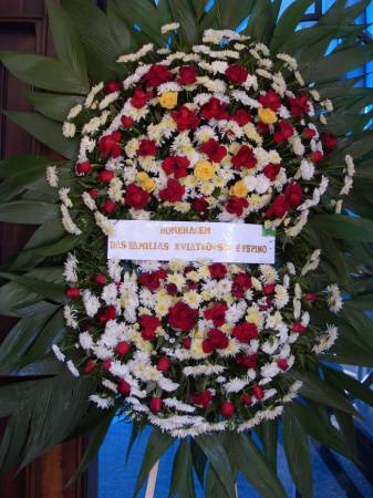 COROA COM FLORES VARIADAS EM TAMANHO GIGANTE 
